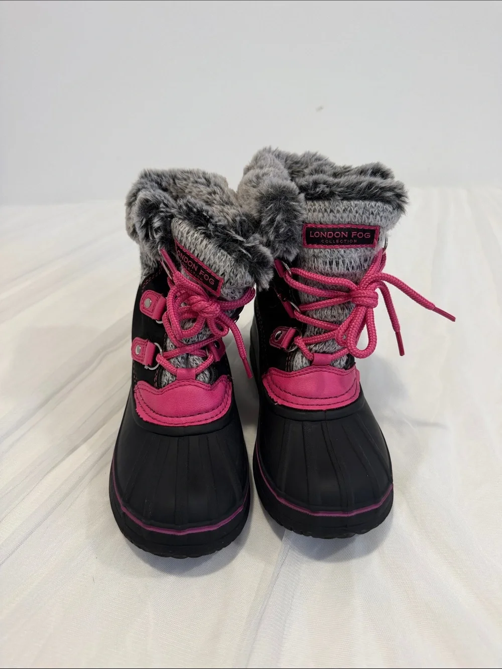 London Fog Black and Hot Pink Girls' Faux Fur Snow Boots size 13